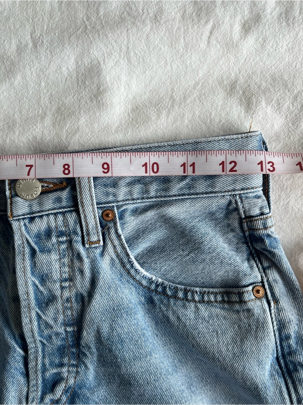 Aritzia Denim Forum
The Joni High Rise Loose Jeans 30L light Wash
Blue Size 25 - Picture 5 of 12